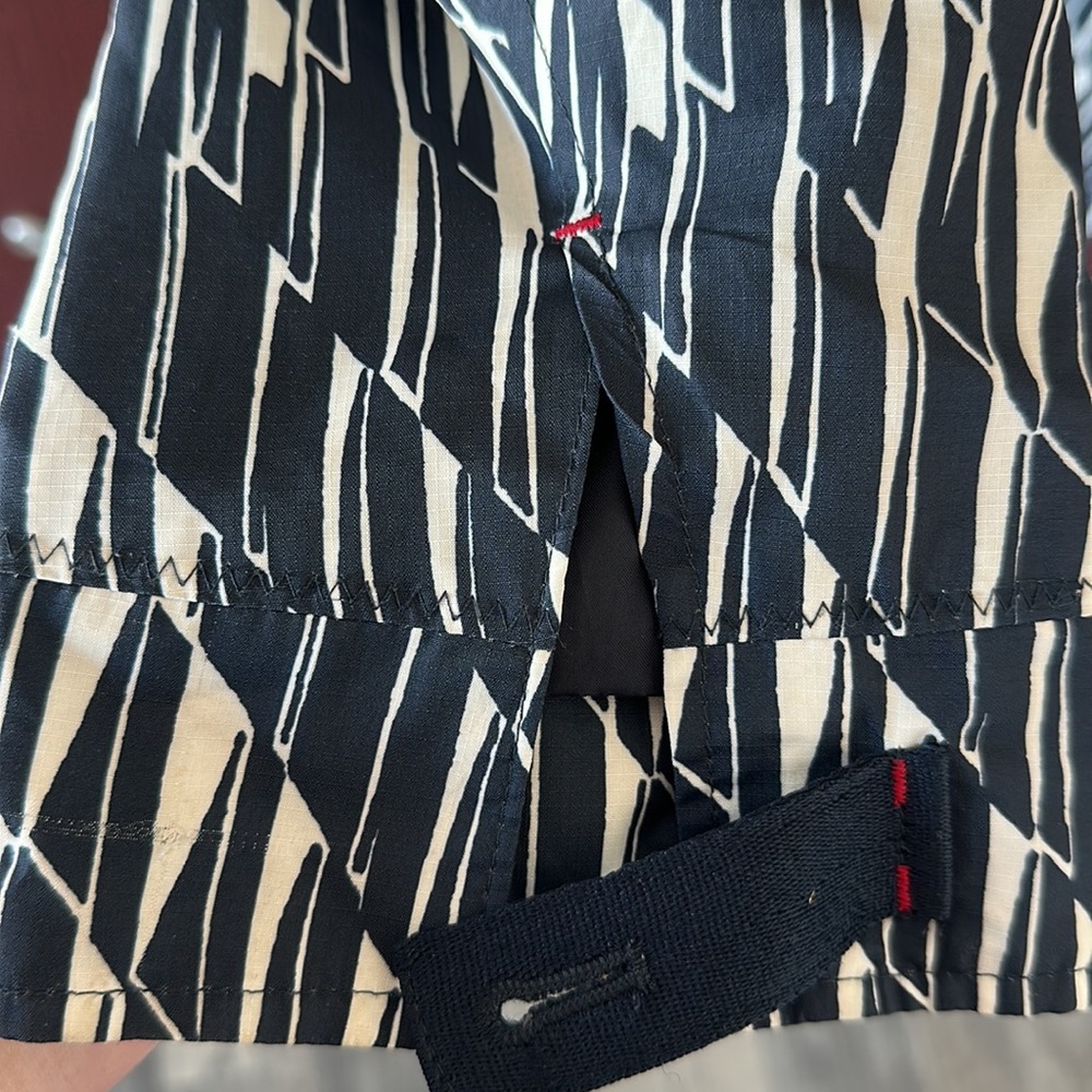 Lands End Lightweight Packable Jacket - image 6